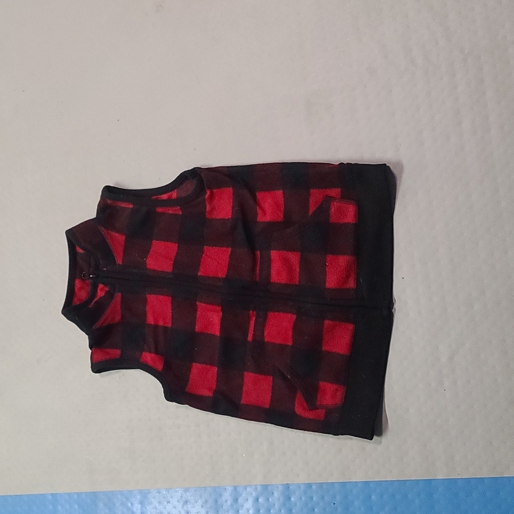 Boys checked vest ref and black size 7